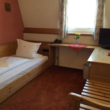 Grader 3* Neustadt an der Waldnaab